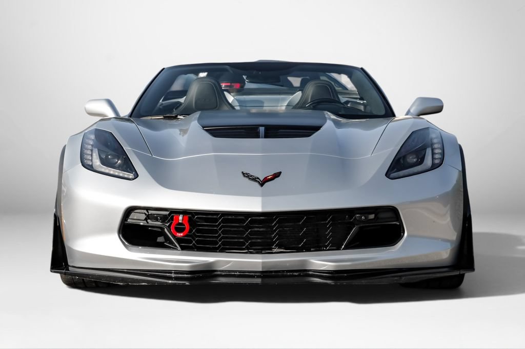 Used 2018 Chevrolet Corvette Z06 RWD image 4