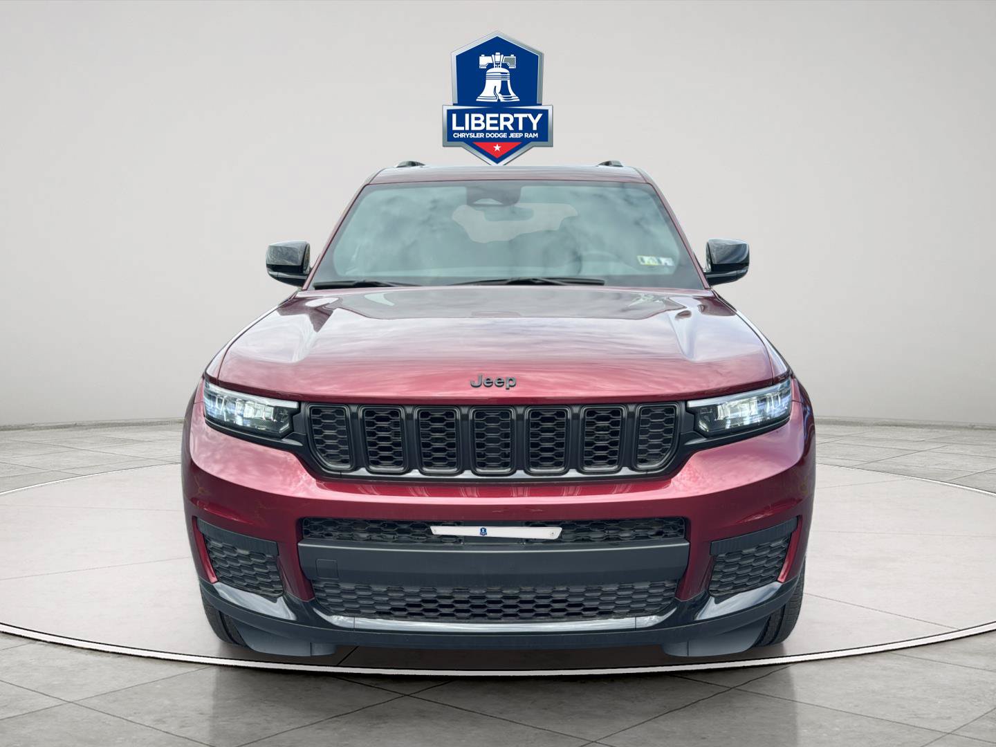 New 2025 Jeep Grand Cherokee L Altitude AWD/4WD image 1
