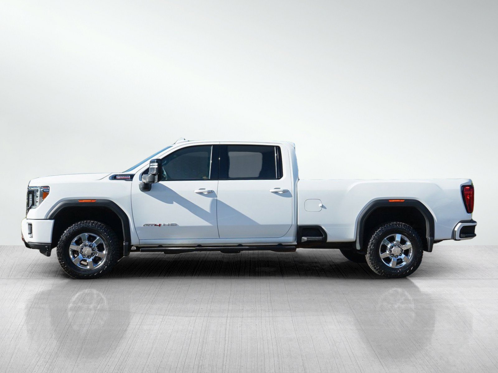 Used 2023 GMC Sierra 2500 AT4 w/ Gooseneck/5TH Wheel Package AWD/4WD image 2