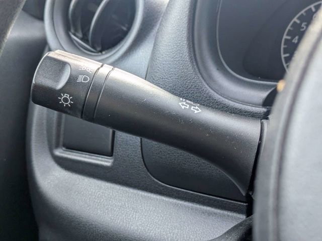 Used 2014 Nissan Versa S Plus FWD image 23