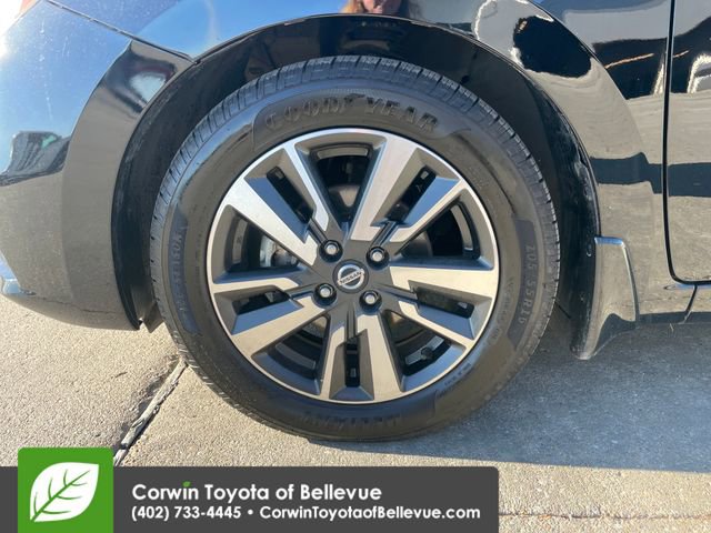 Used 2022 Nissan Versa SV FWD image 26