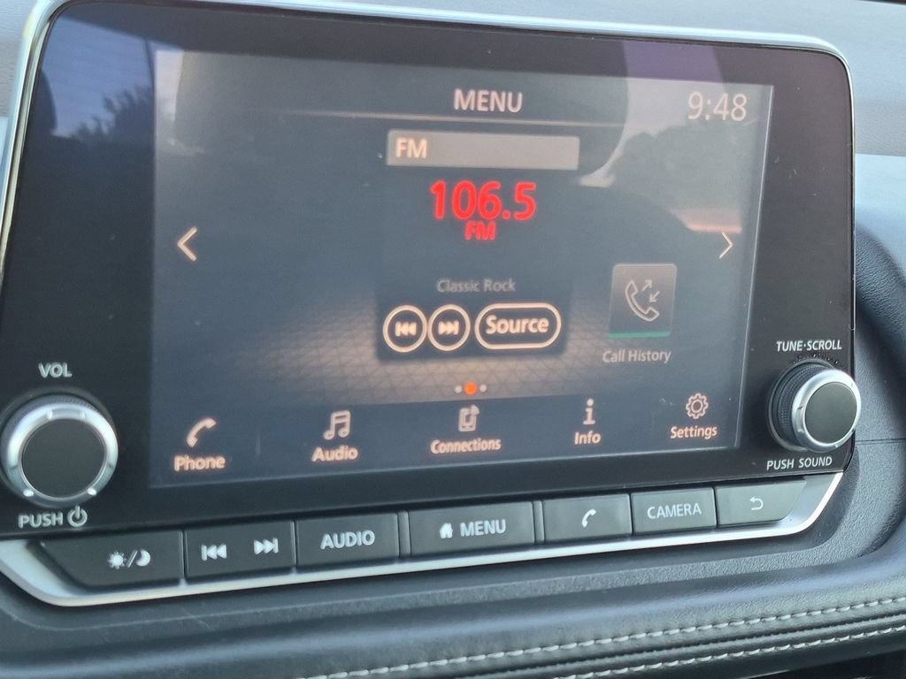 Used 2022 Nissan Rogue S FWD image 18