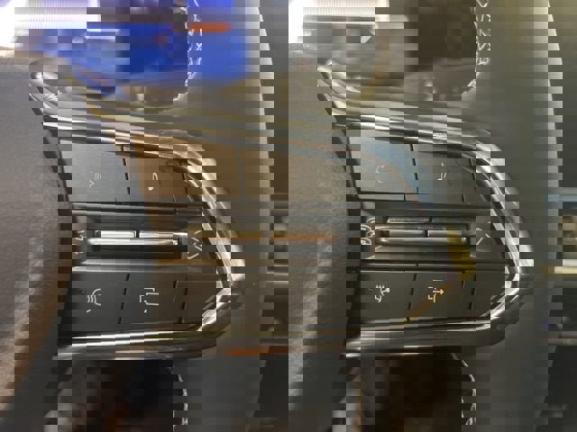 New 2025 Chevrolet Equinox EV LT image 14