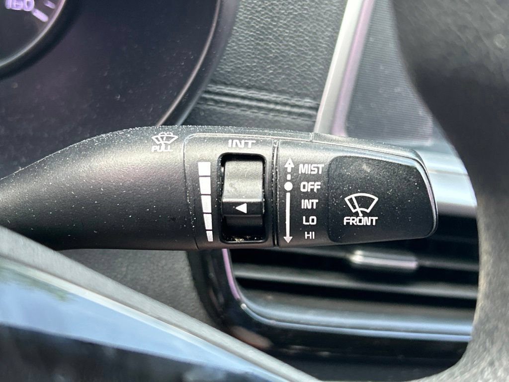 Used 2020 Kia Optima LX FWD image 28