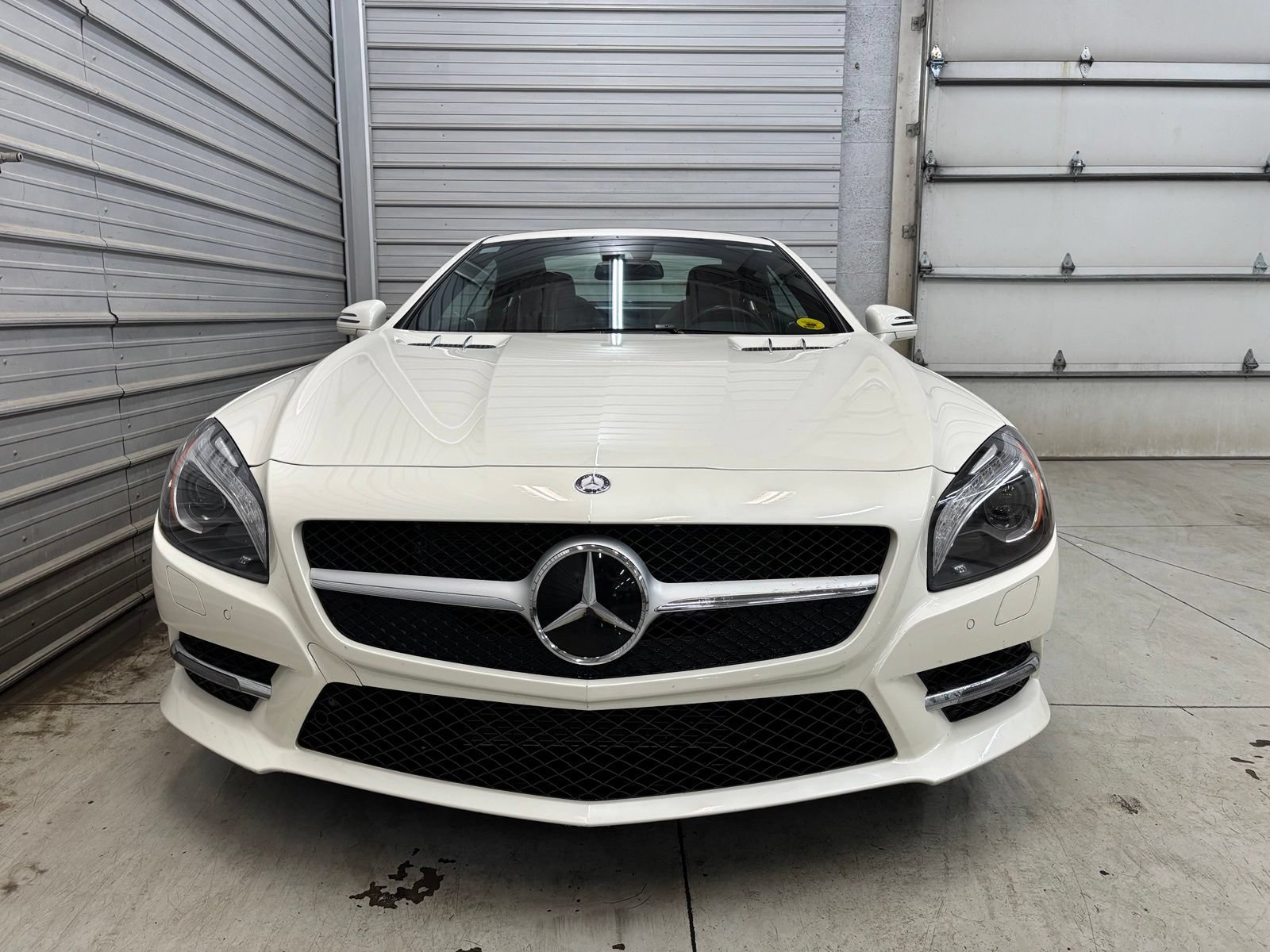Used 2014 Mercedes-Benz SL 550 image 2