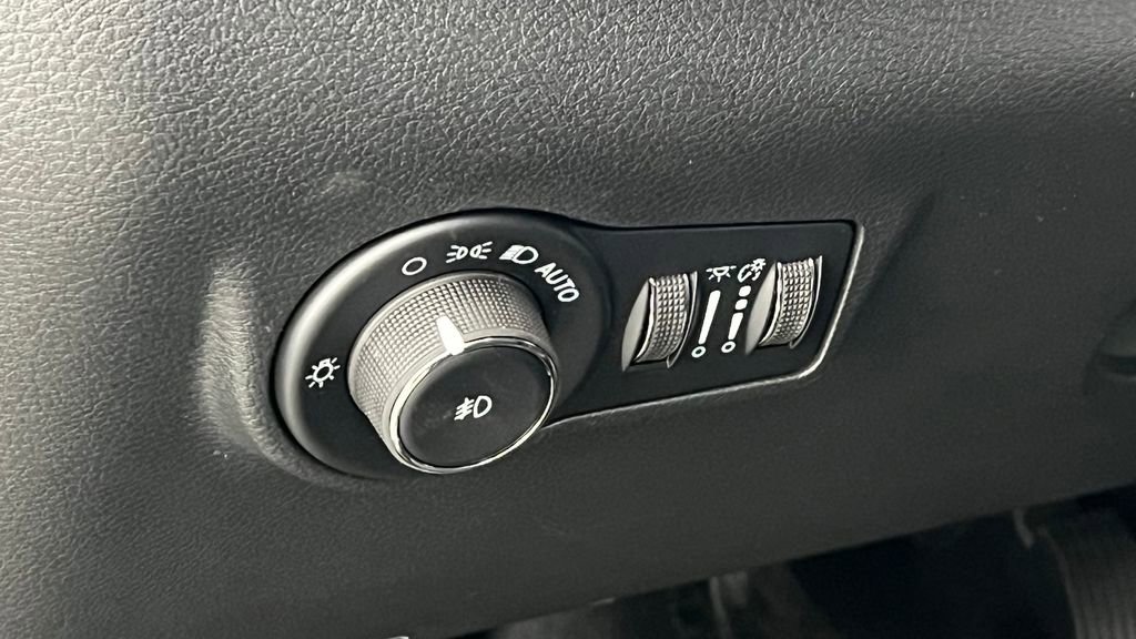 New 2026 Jeep Compass Latitude image 24