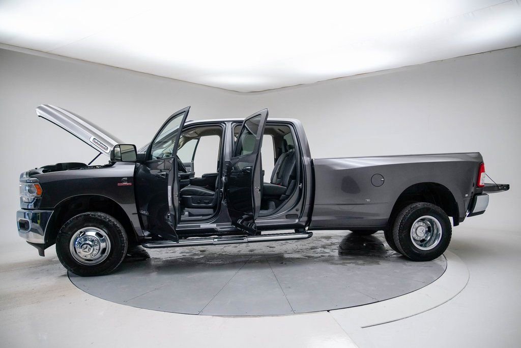 Used 2020 RAM 3500 Big Horn w/ Level 1 Equipment Group image 18