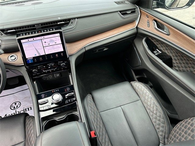 Used 2024 Jeep Grand Cherokee Summit w/ Adv Protech Group IV image 18