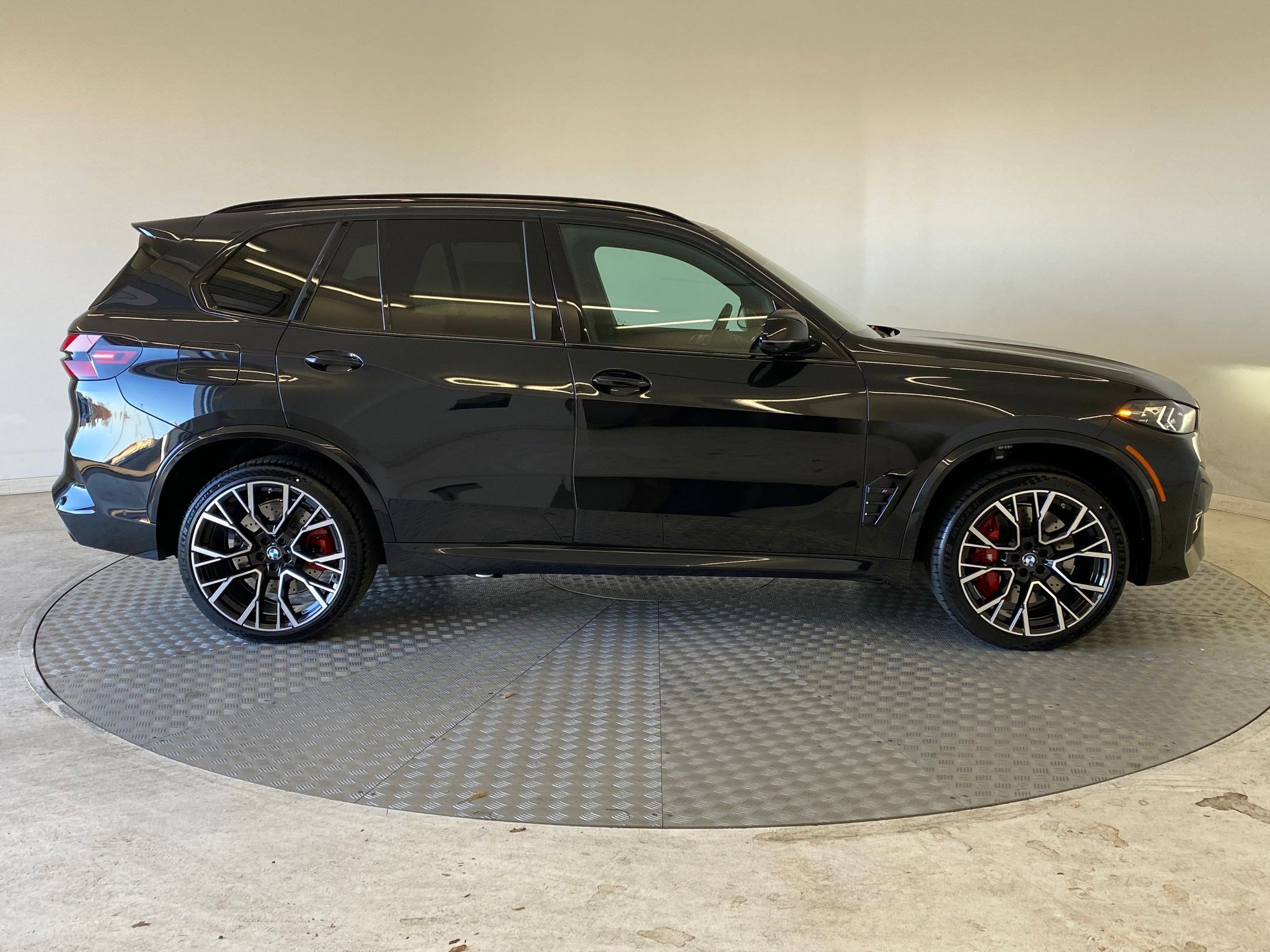 New 2026 BMW X5 M Competition w/ Executive Package image 8