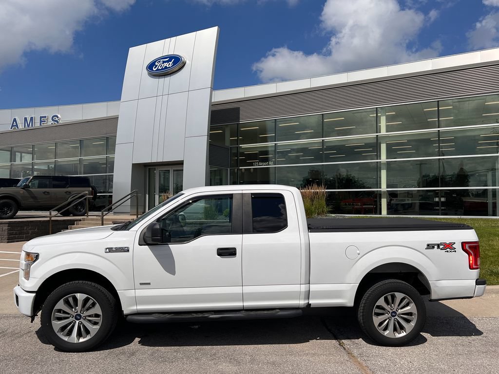 Used 2017 Ford F150 XL w/ Equipment Group 101A Mid AWD/4WD image 3