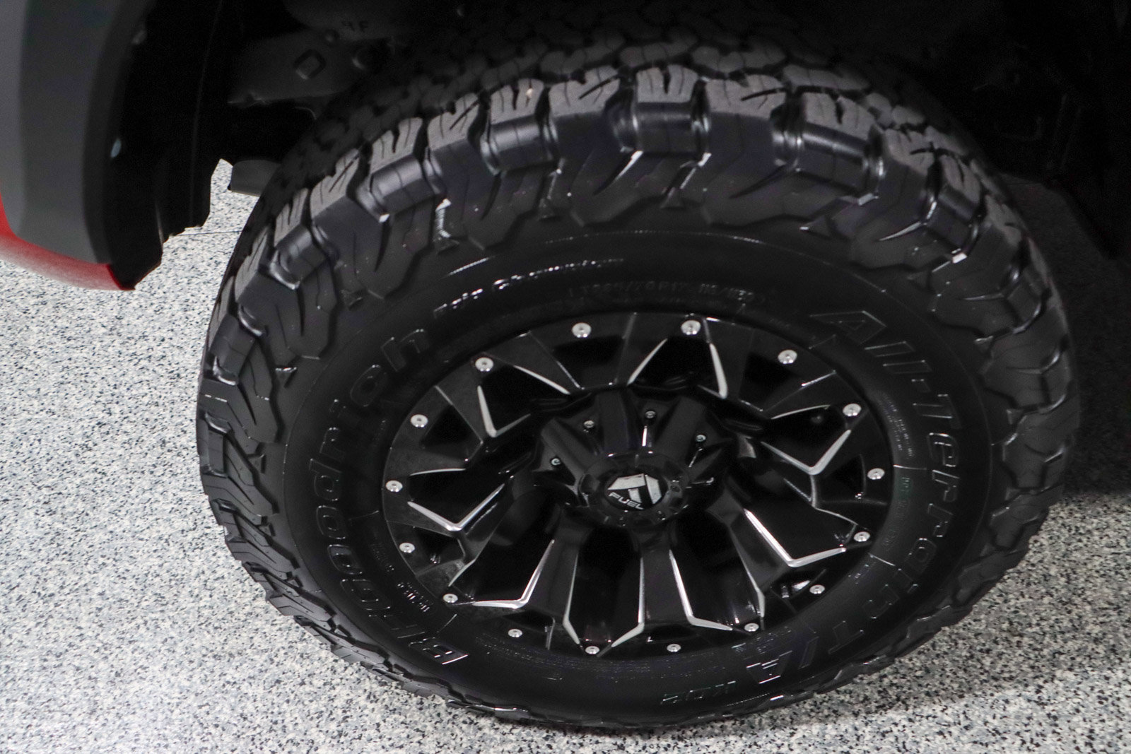 Used 2018 Toyota Tacoma TRD Off-Road image 12