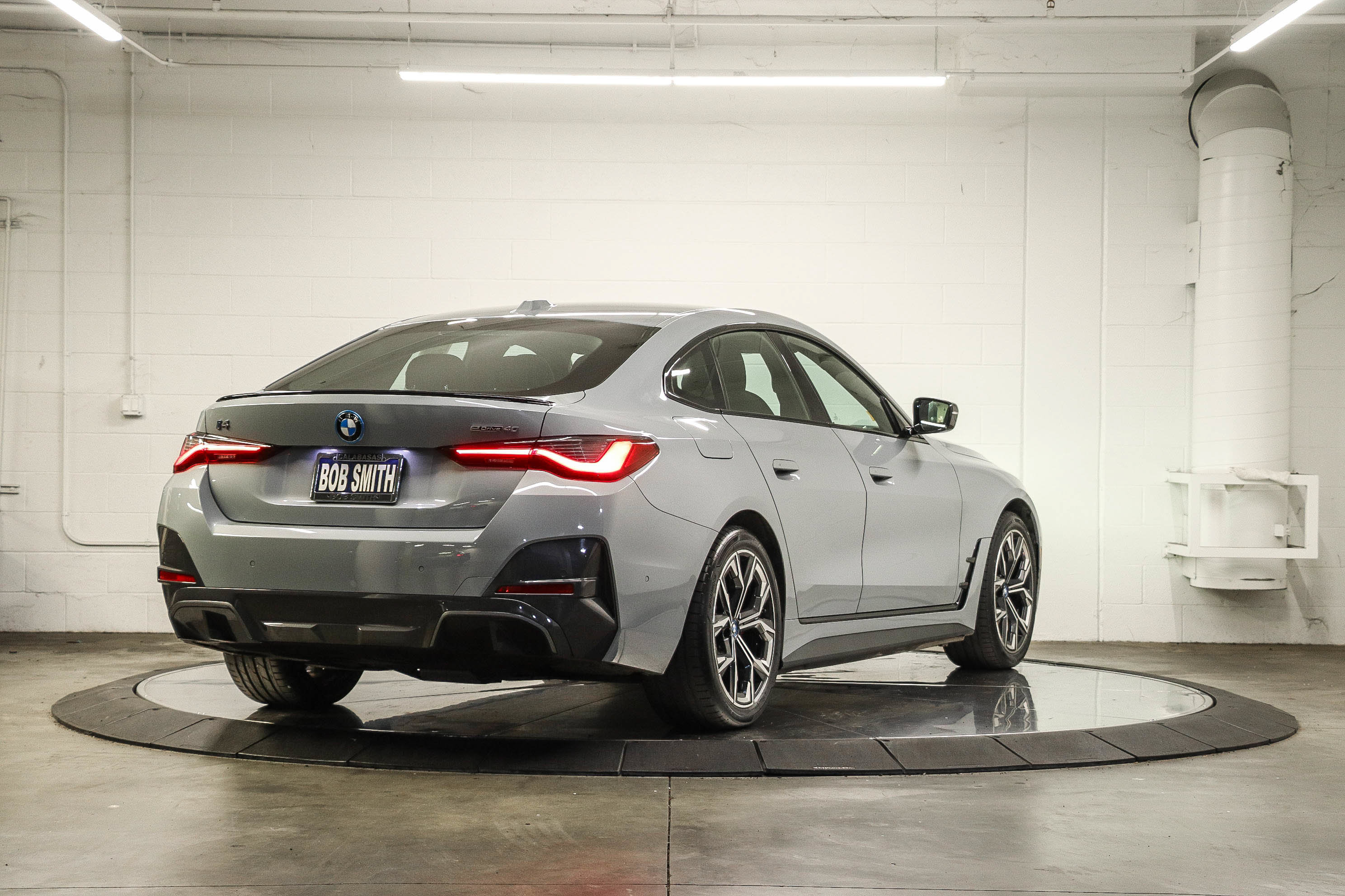 Used 2023 BMW i4 eDrive40 w/ M Sport Package RWD image 6