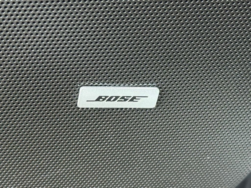 Used 2020 Cadillac XT6 Premium Luxury image 16