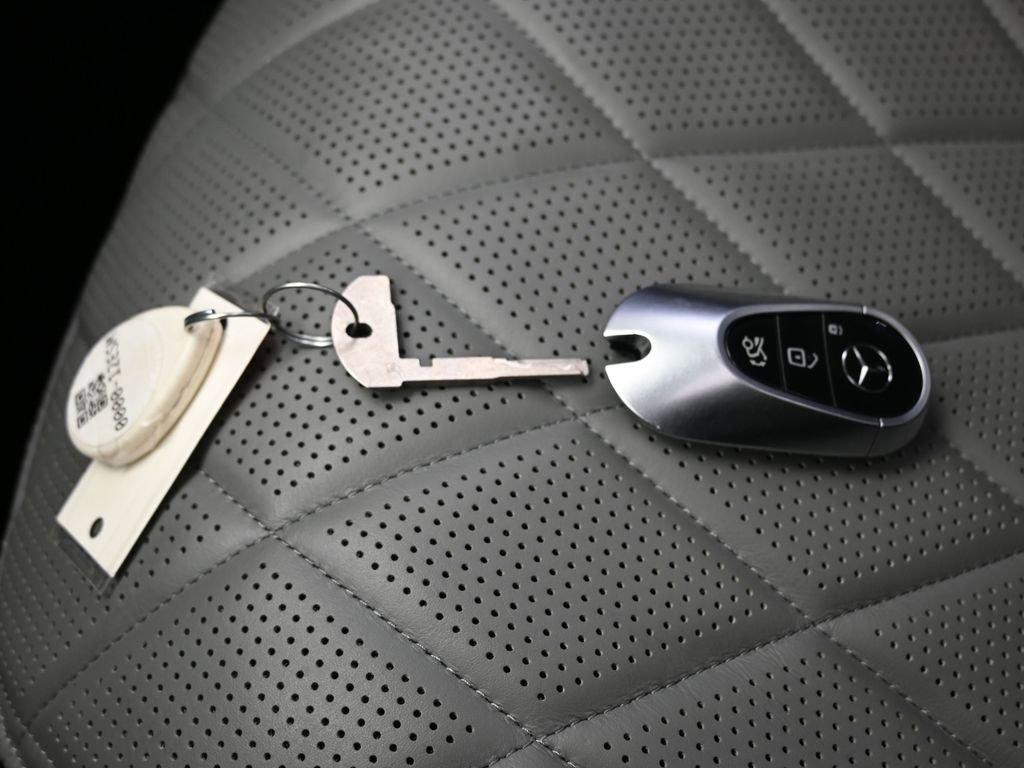 Used 2021 Mercedes-Benz S 580 4MATIC Sedan image 35