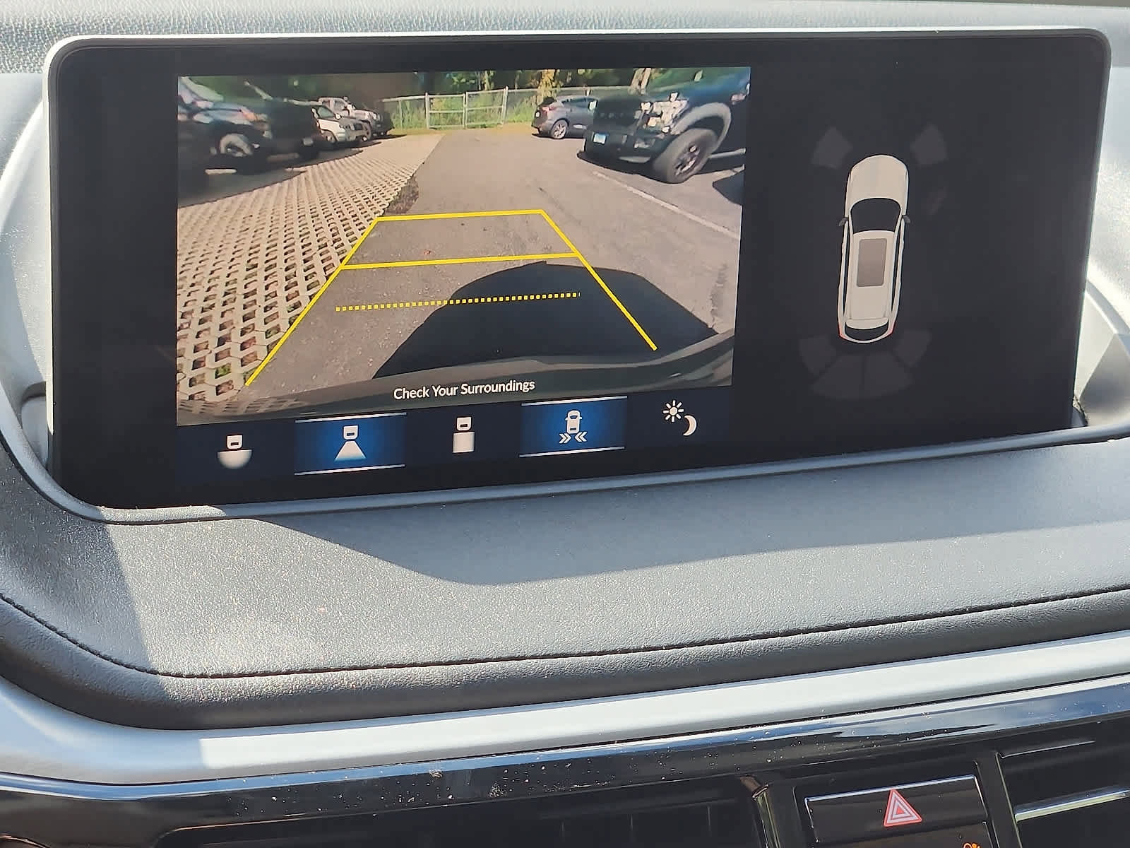 Used 2023 Acura MDX SH-AWD w/ Technology Package image 19