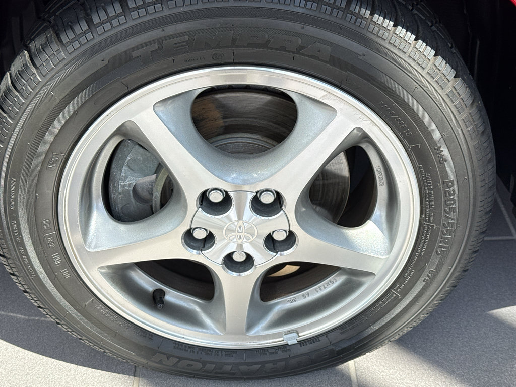 Used 1999 Toyota Celica GT FWD image 9