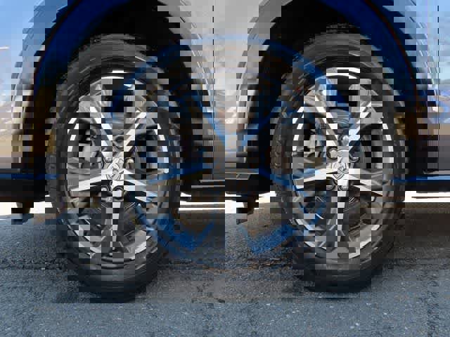 Used 2025 Honda HR-V EX-L image 9