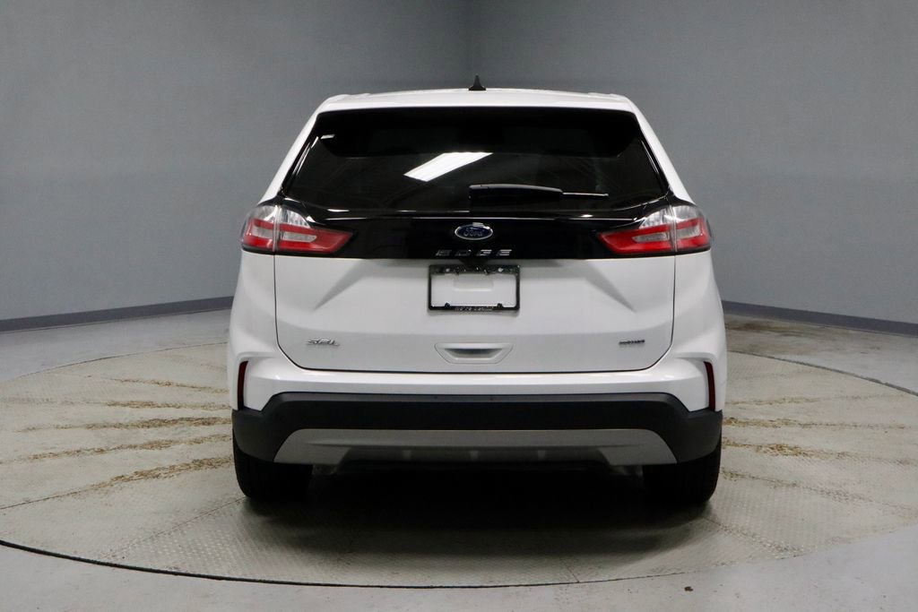 Certified 2024 Ford Edge SEL image 10