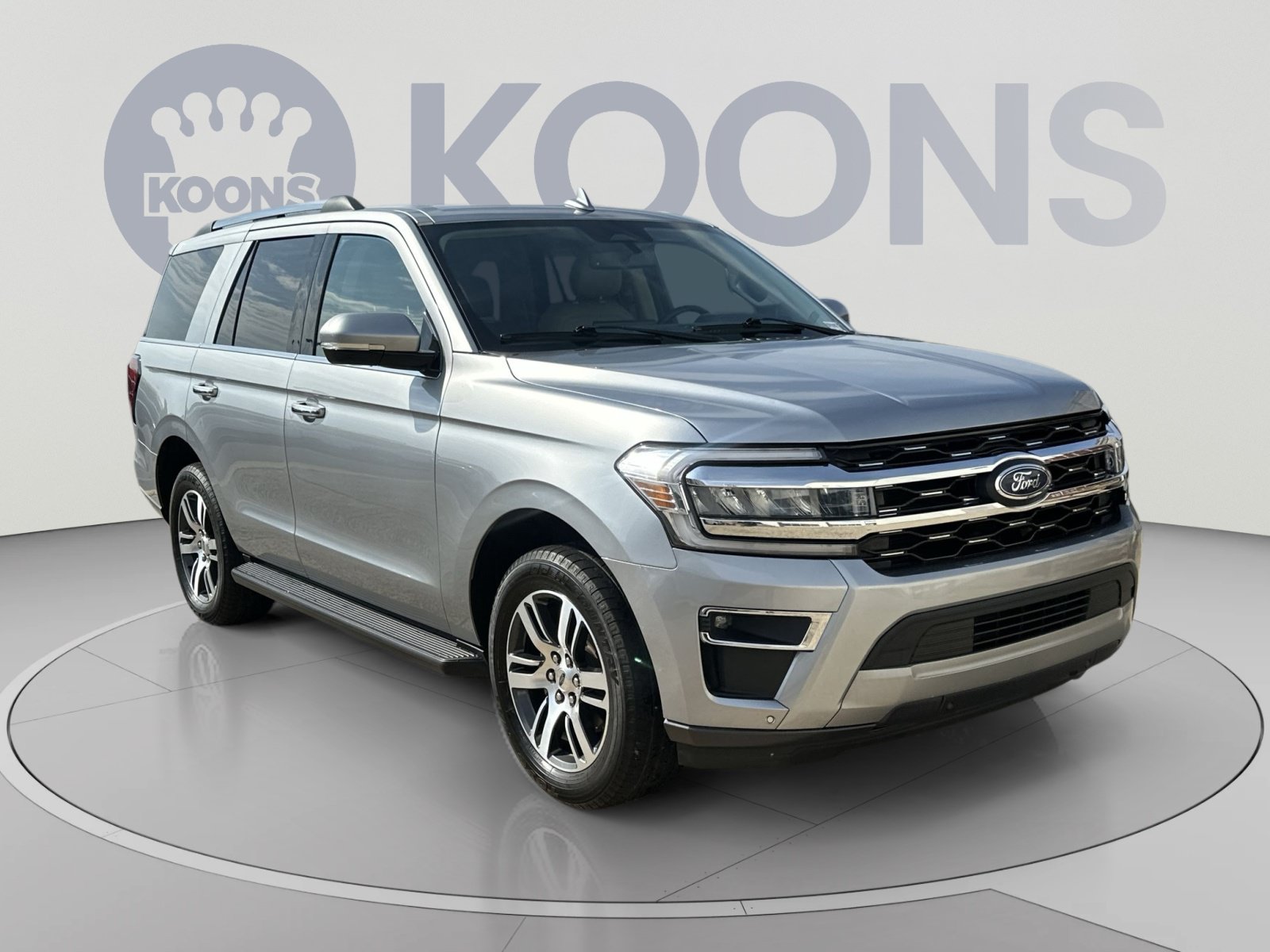 Used 2024 Ford Expedition Limited AWD/4WD image 2