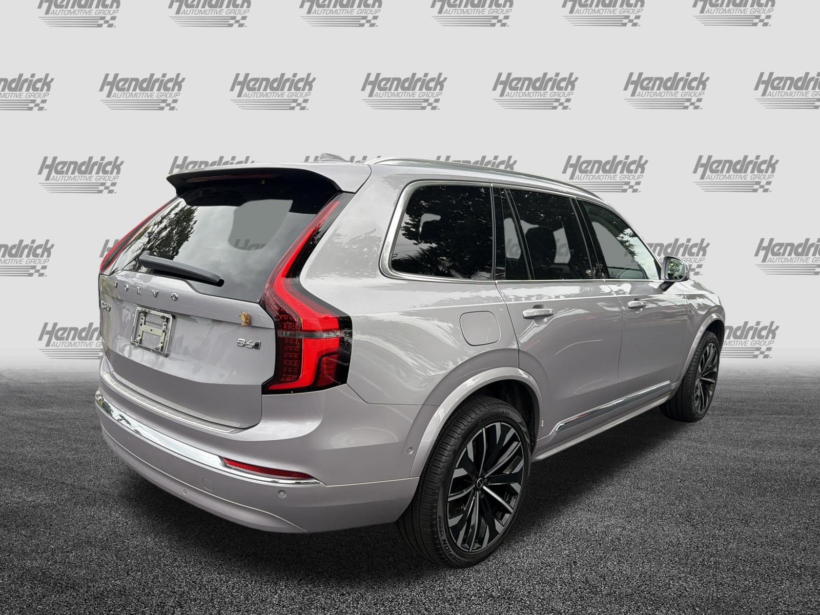 Certified 2026 Volvo XC90 B6 Plus AWD/4WD image 10