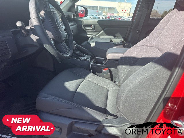 Used 2025 Toyota Tacoma SR5 image 7