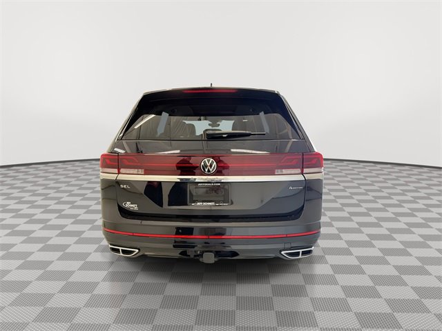 Used 2024 Volkswagen Atlas SEL Premium R-Line image 10