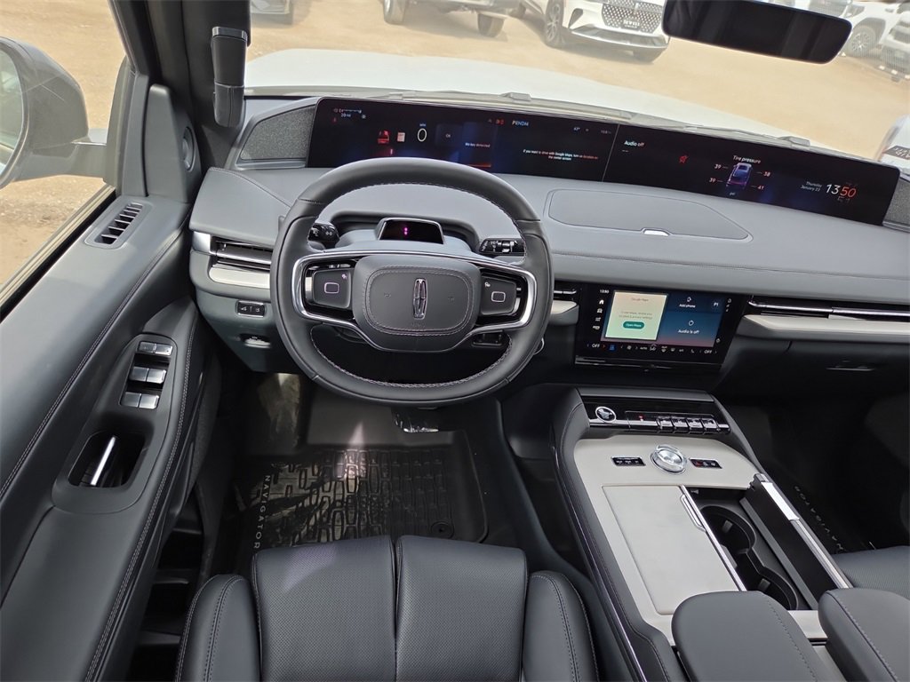 New 2026 Lincoln Navigator L Reserve w/ Jet Appearance Package image 12