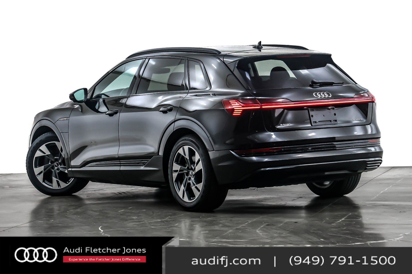 Used 2021 Audi e-tron Premium w/ Convenience Plus Package image 12