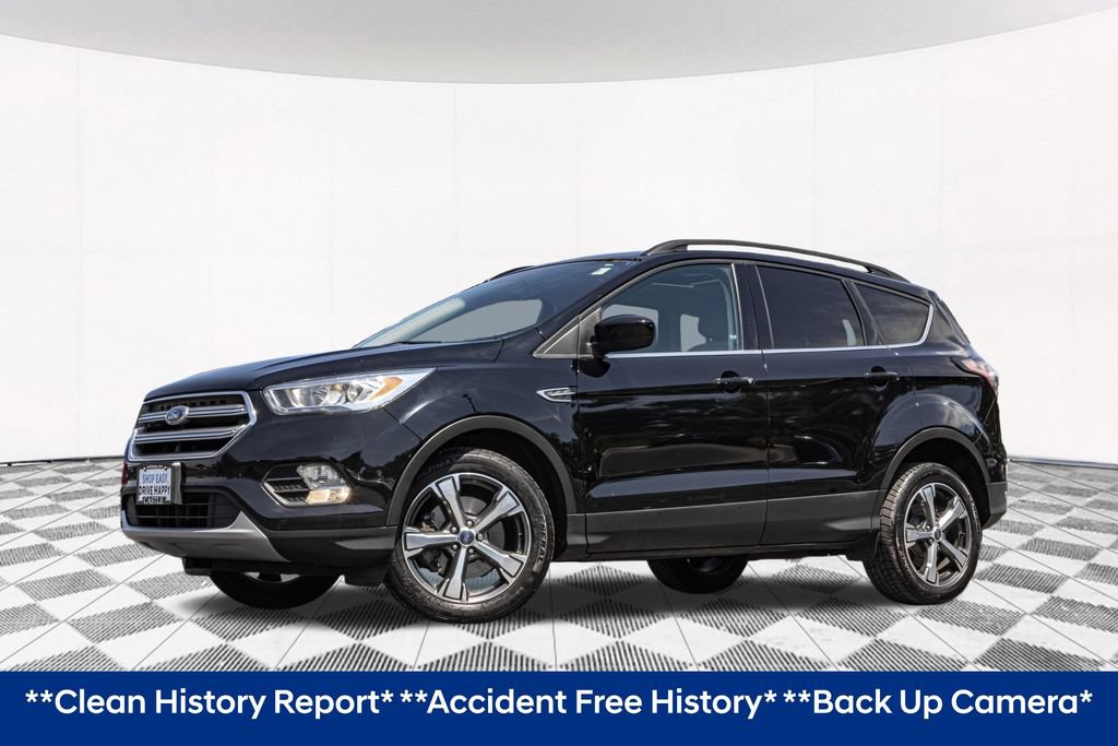 Used 2017 Ford Escape SE w/ Equipment Group 201A AWD/4WD image 2
