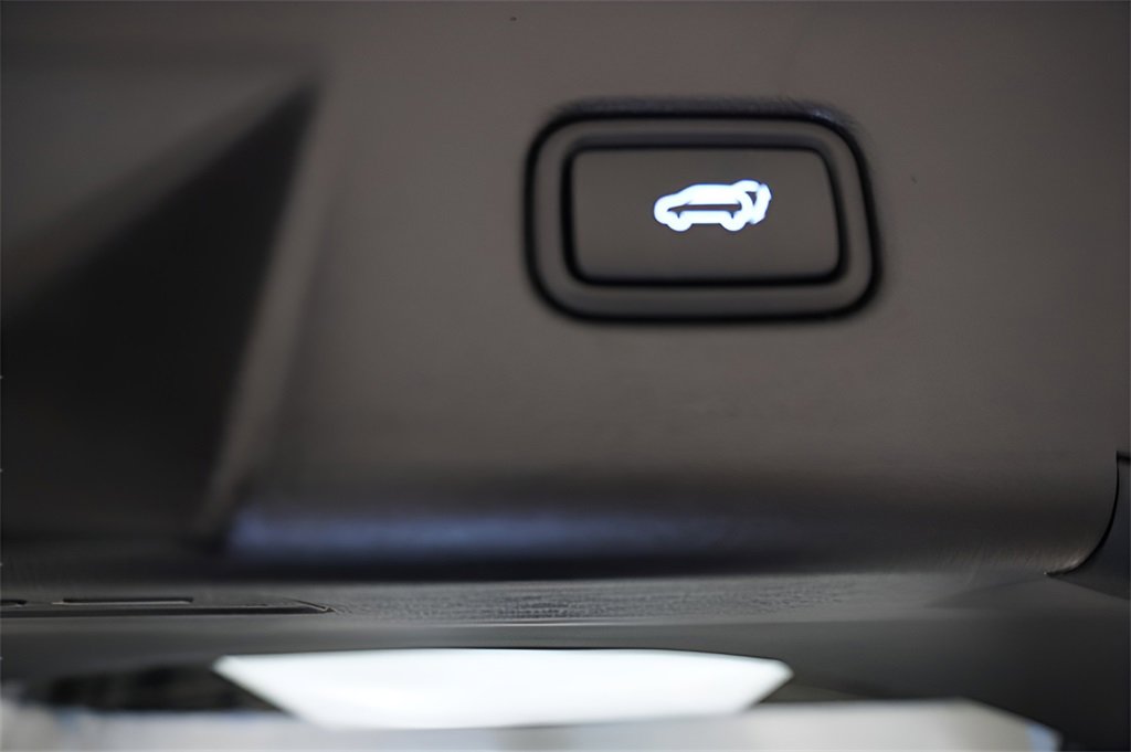 New 2025 Hyundai Tucson Limited image 23