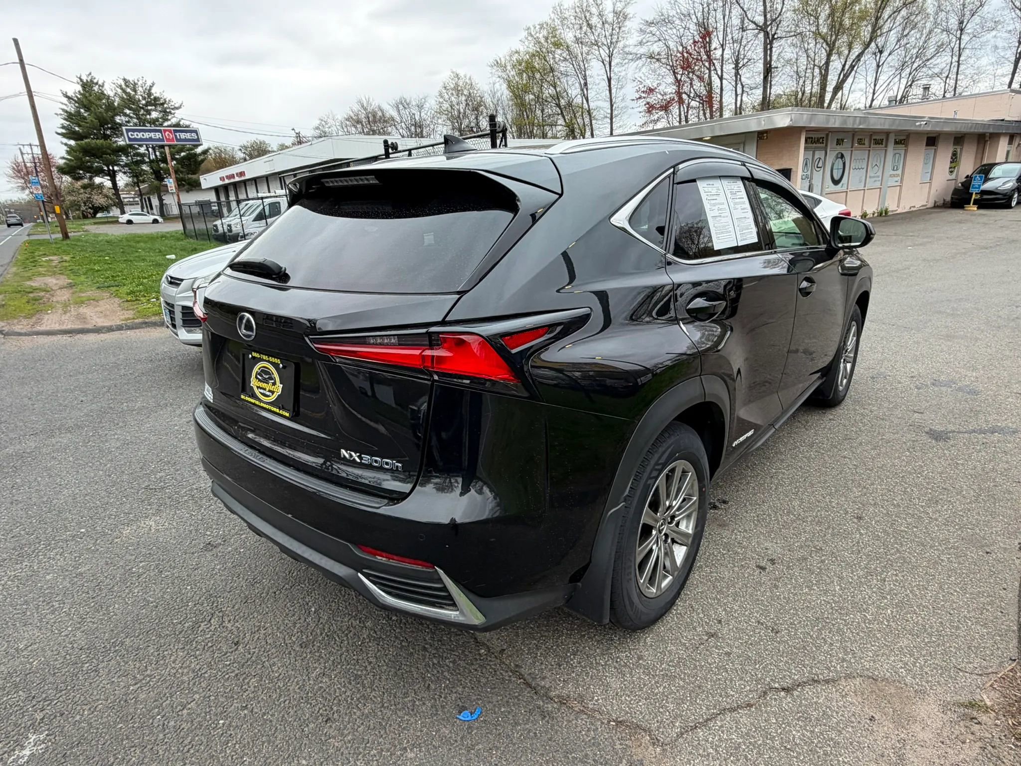 Used 2019 Lexus NX 300h AWD w/ Comfort Package image 5