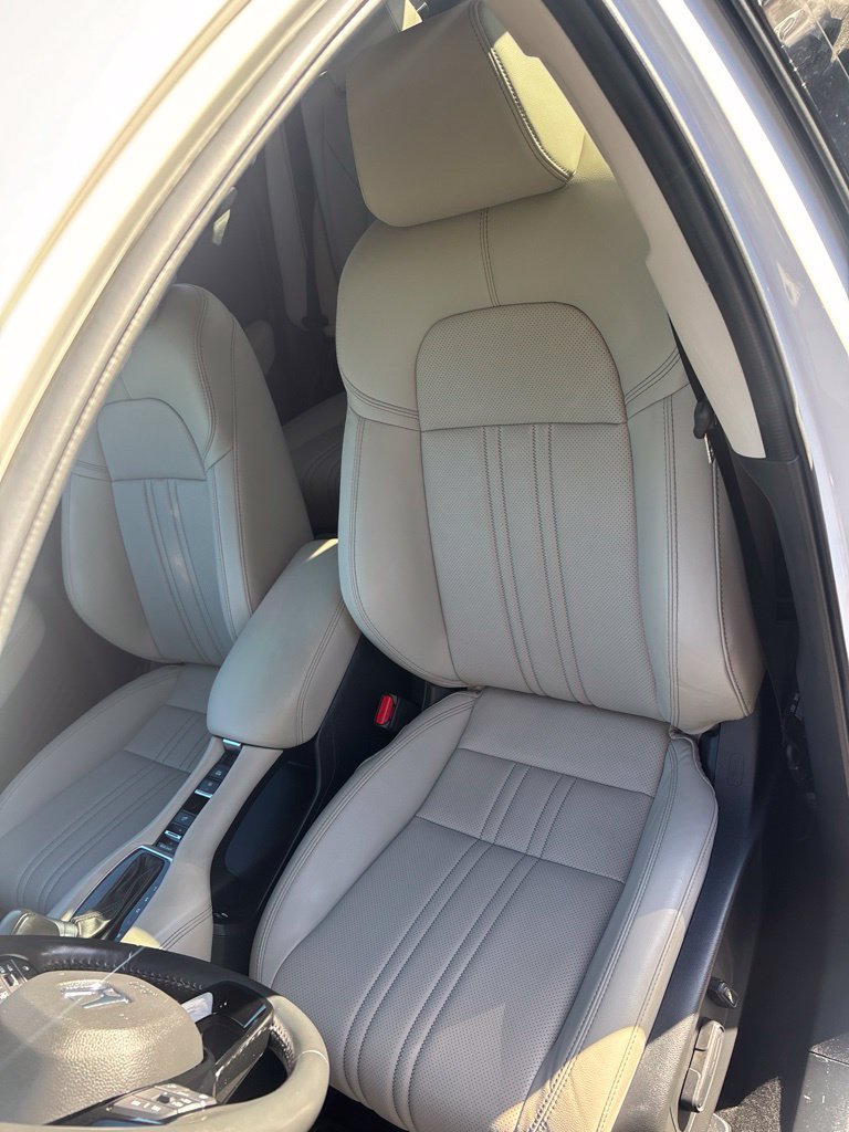 Used 2024 Honda HR-V EX-L image 12