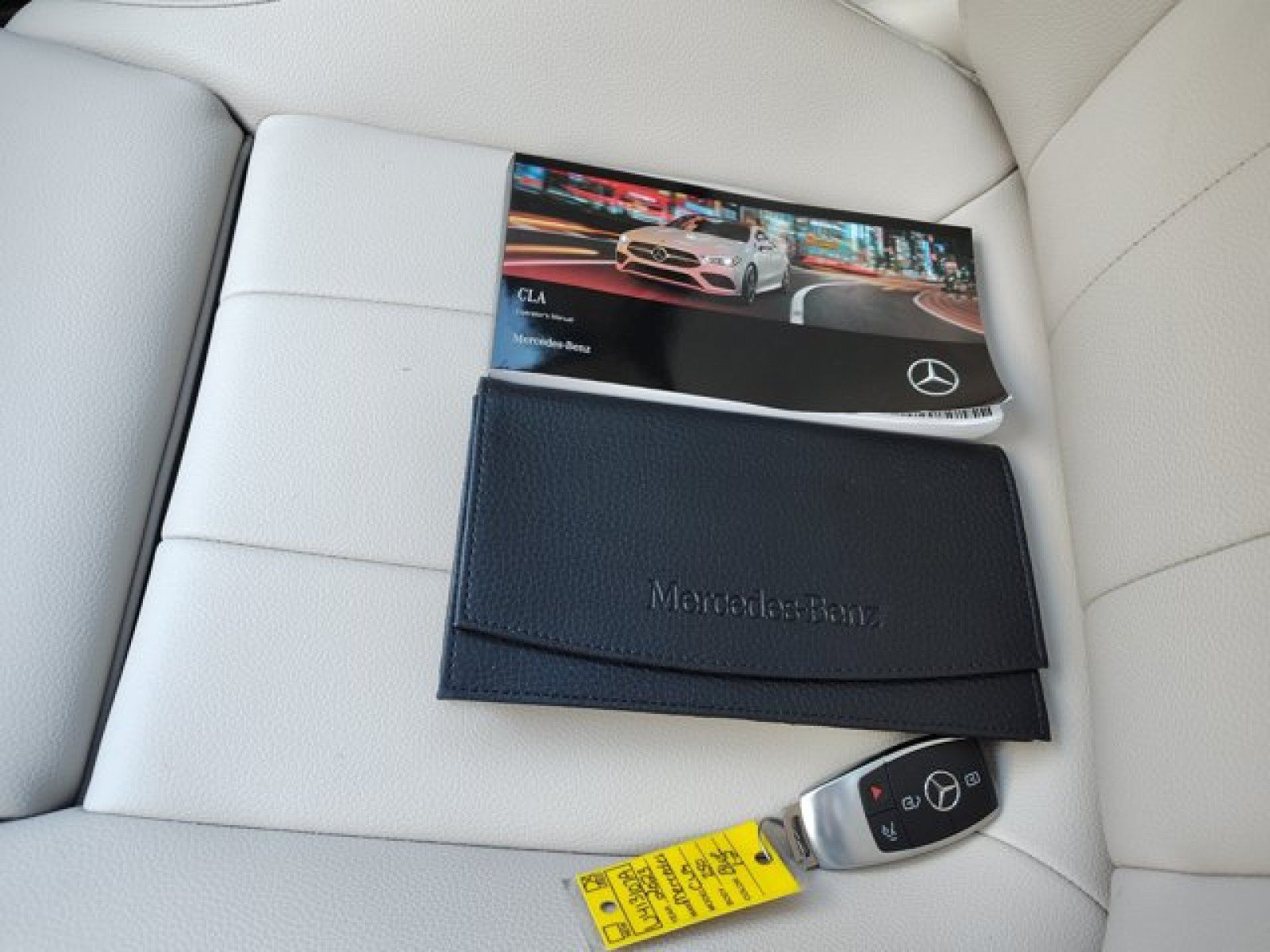 Used 2023 Mercedes-Benz CLA 250 4MATIC image 23