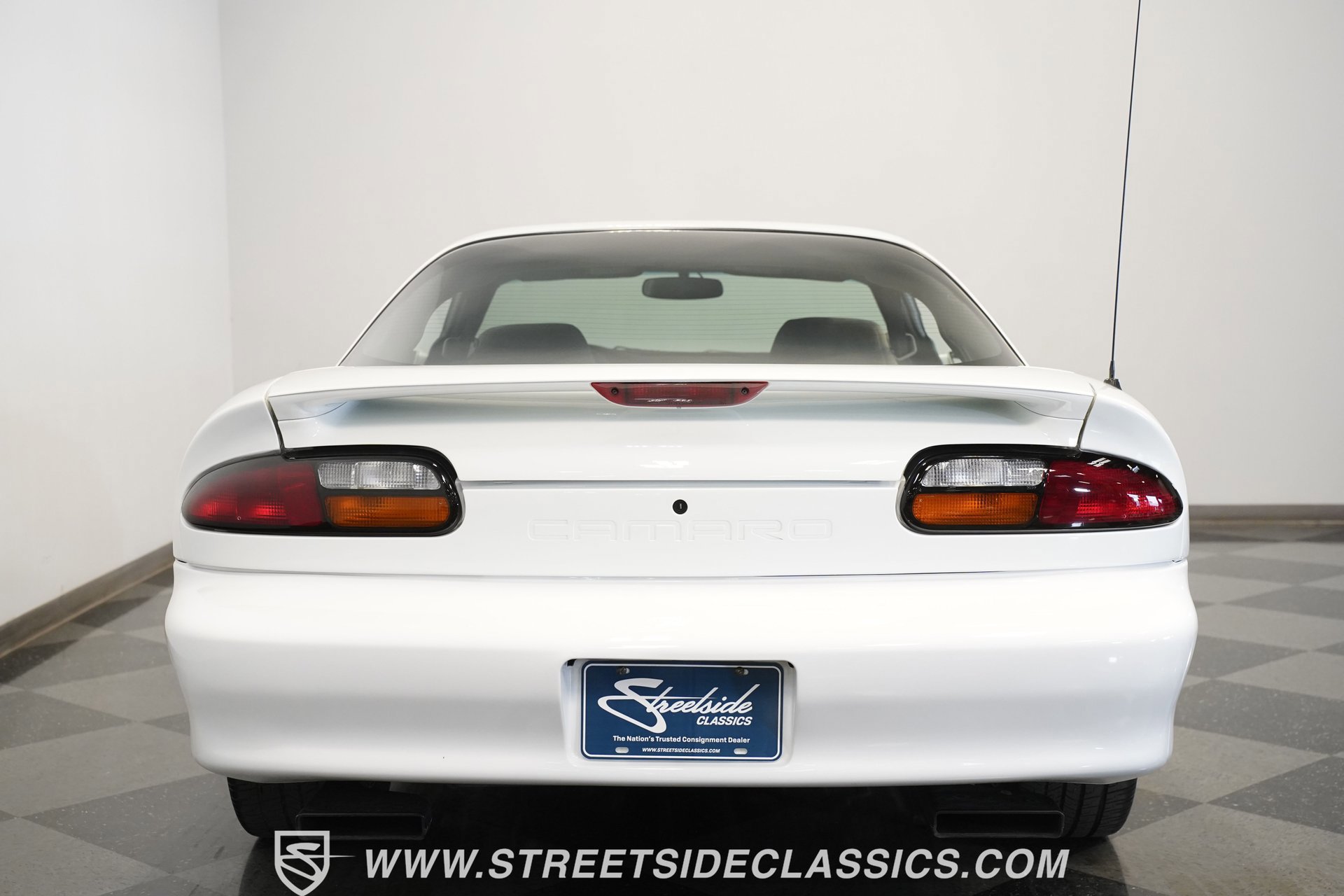 Used 2001 Chevrolet Camaro Z28 w/ Preferred Equipment Group image 26