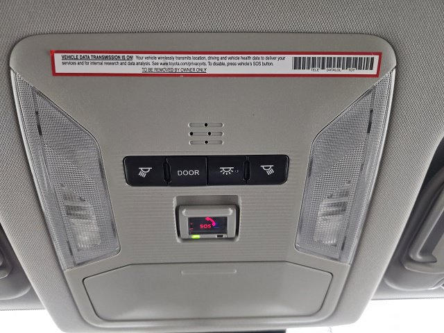 Used 2021 Toyota RAV4 XLE AWD/4WD image 27