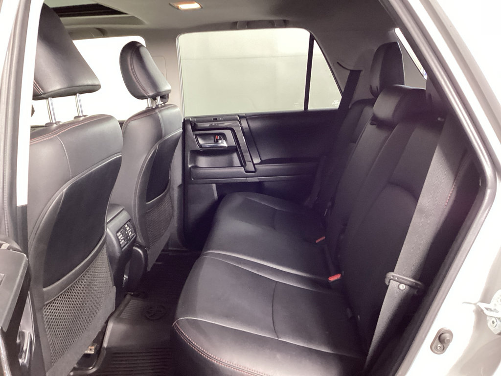 Used 2021 Toyota 4Runner TRD Off-Road Premium w/ Moonroof Package AWD/4WD image 15