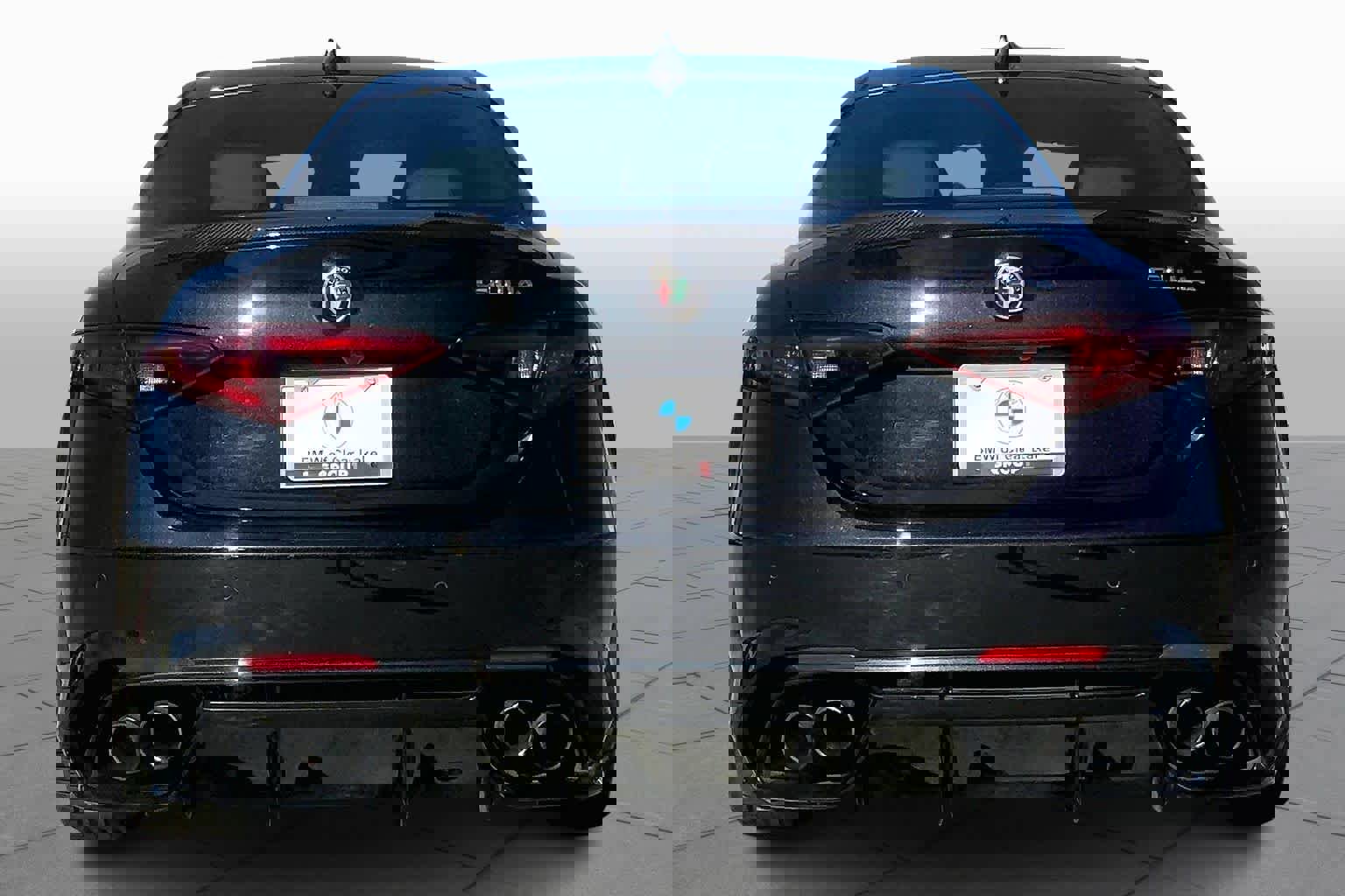 Used 2023 Alfa Romeo Giulia Quadrifoglio w/ Active Assist Plus Package image 4