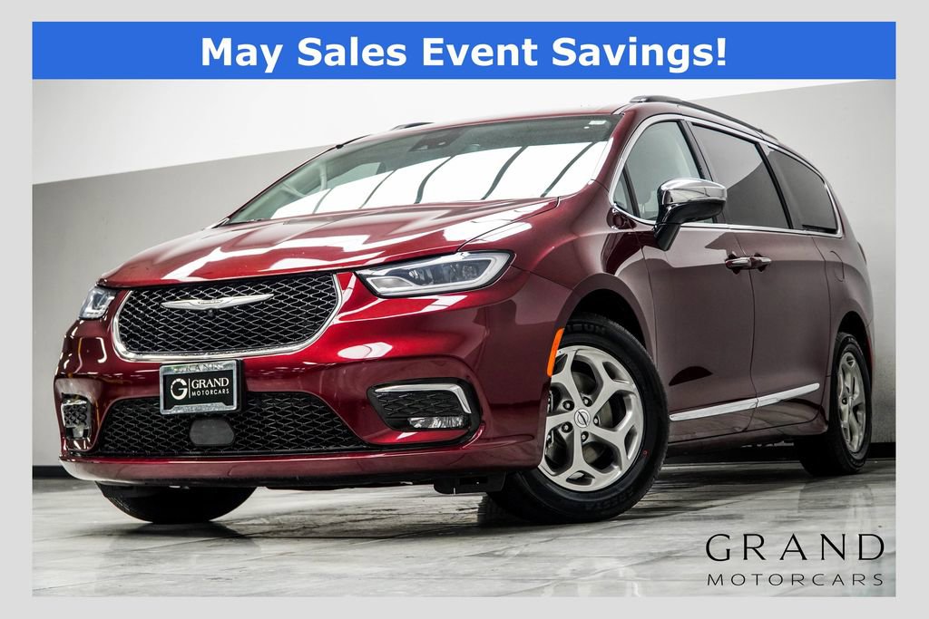 Used 2023 Chrysler Pacifica Limited FWD image 1