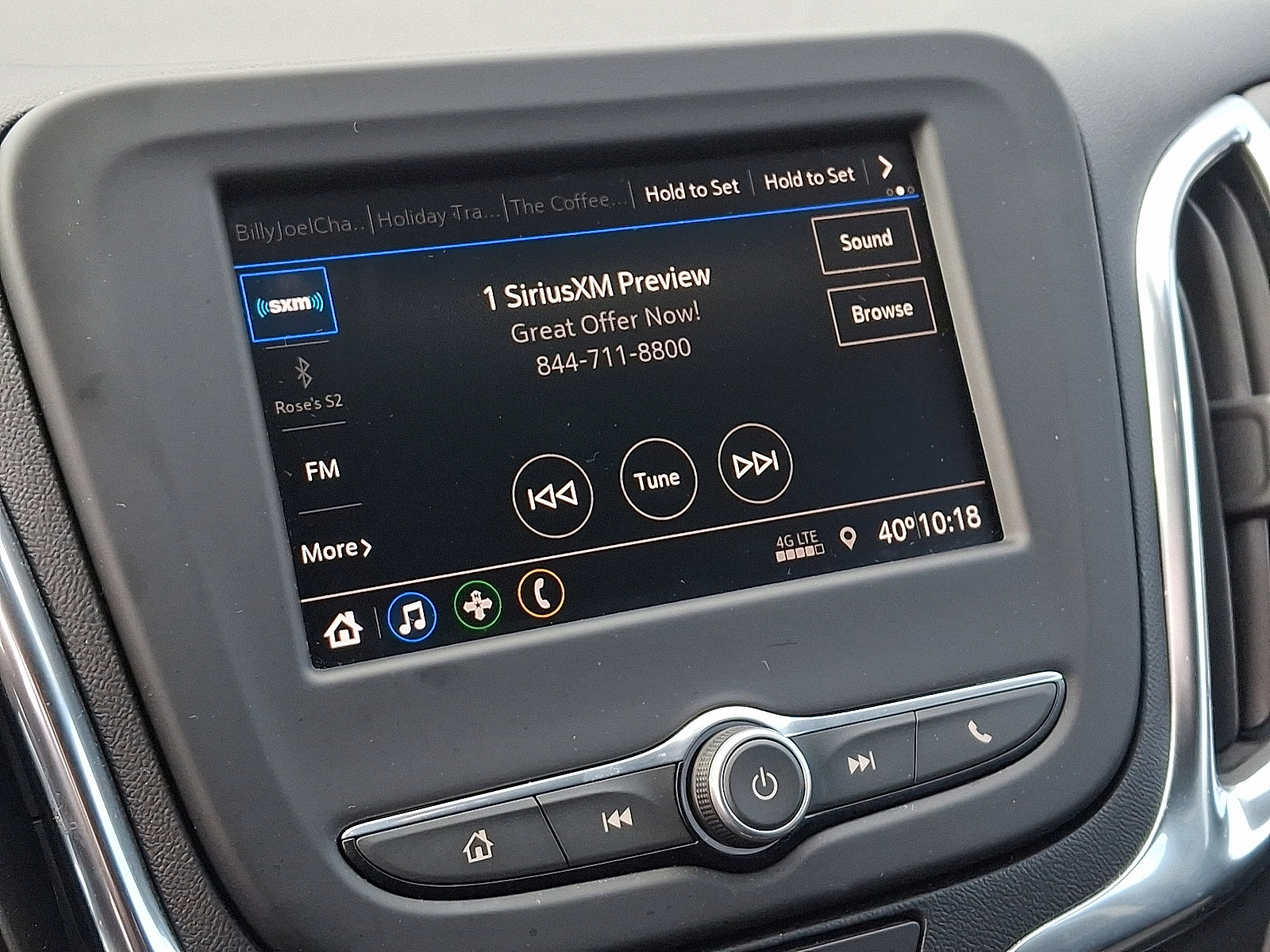 Used 2020 Chevrolet Equinox LT image 18