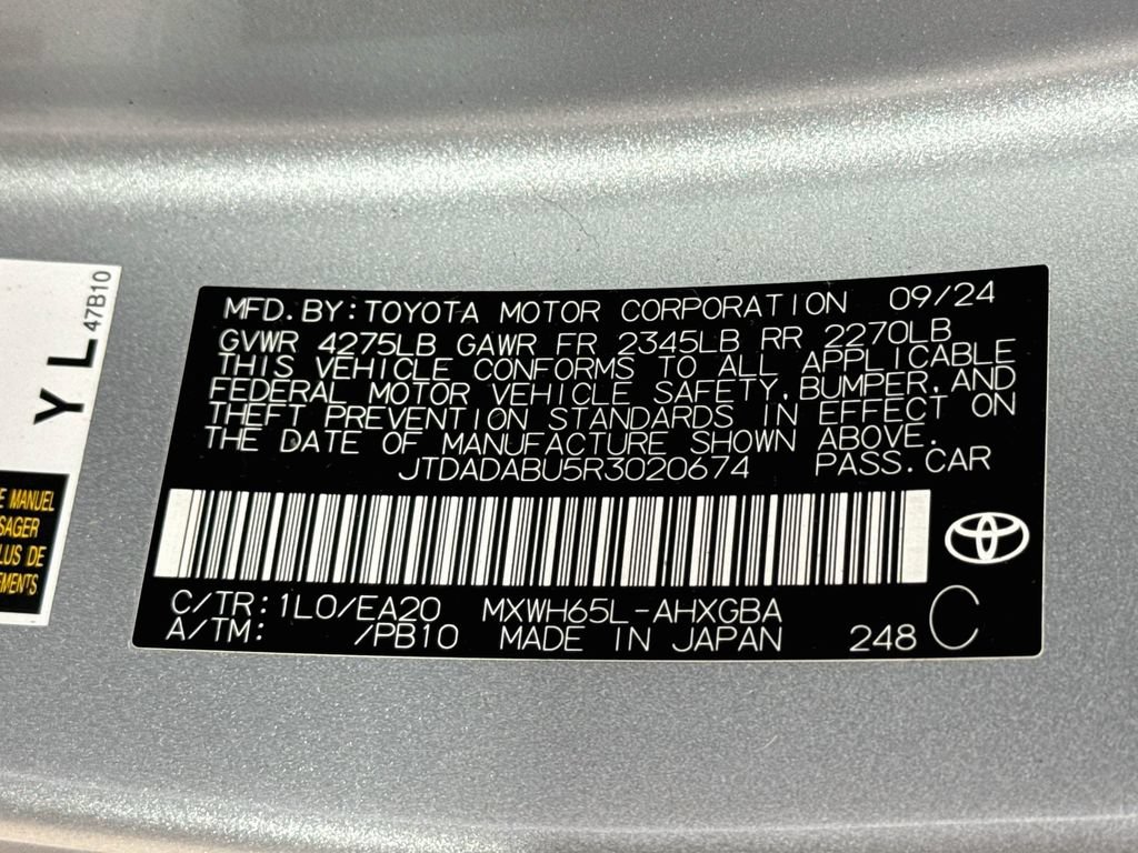 Certified 2024 Toyota Prius XLE AWD/4WD image 28