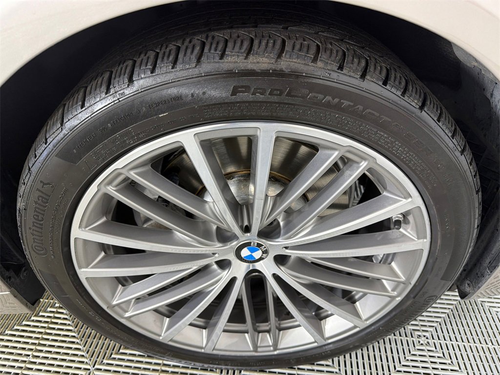 Used 2019 BMW 540i image 14