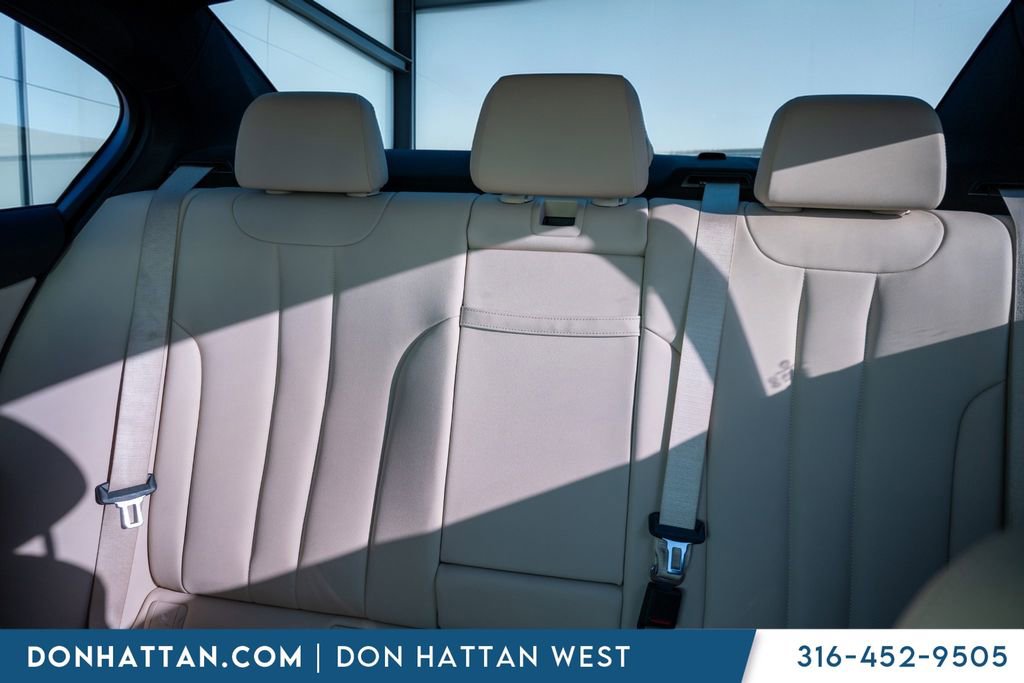 Used 2018 BMW 530e image 16