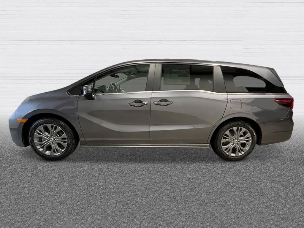 New 2026 Honda Odyssey Touring image 2