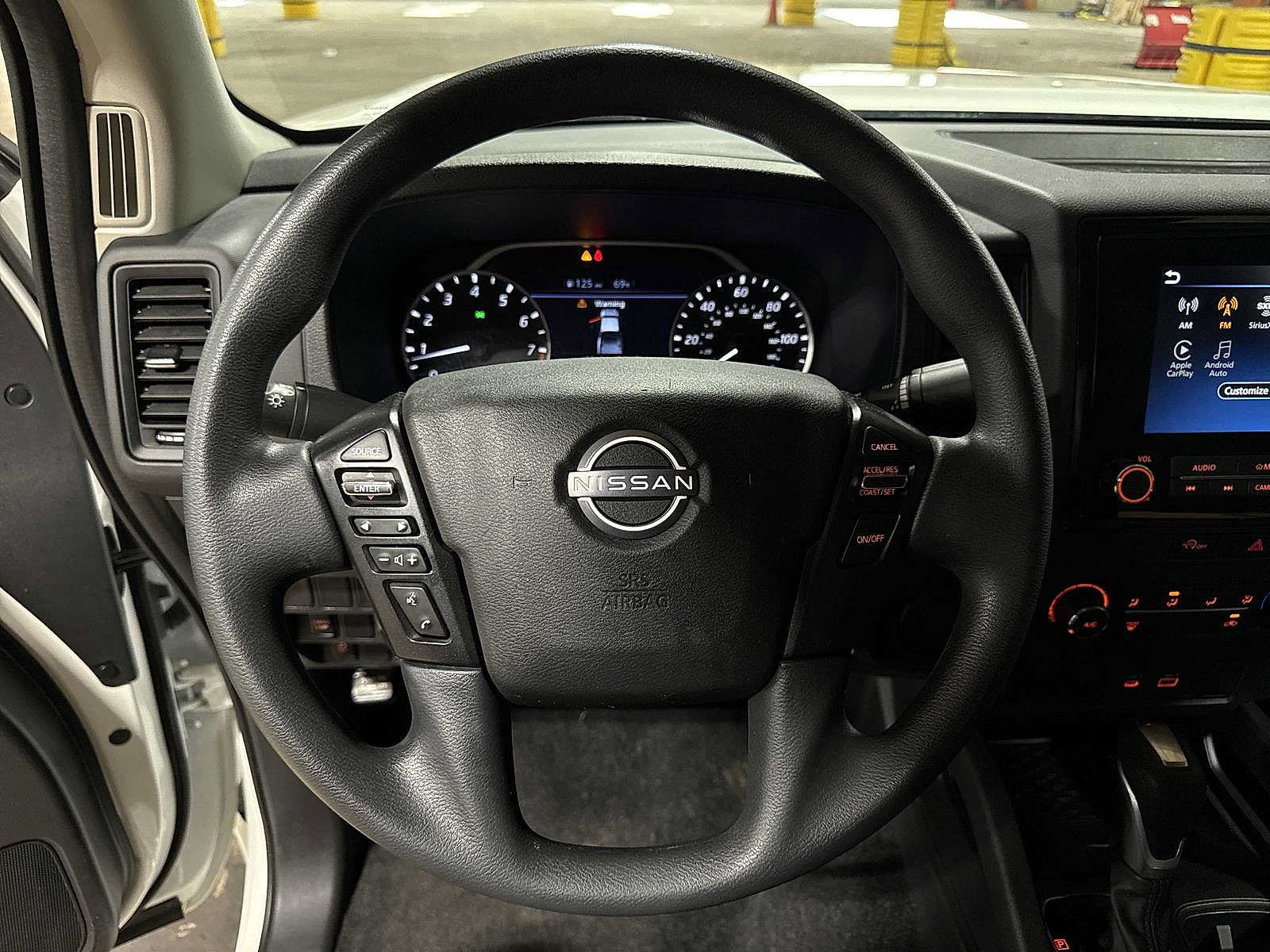 Used 2024 Nissan Frontier S w/ S Utility Package RWD image 18