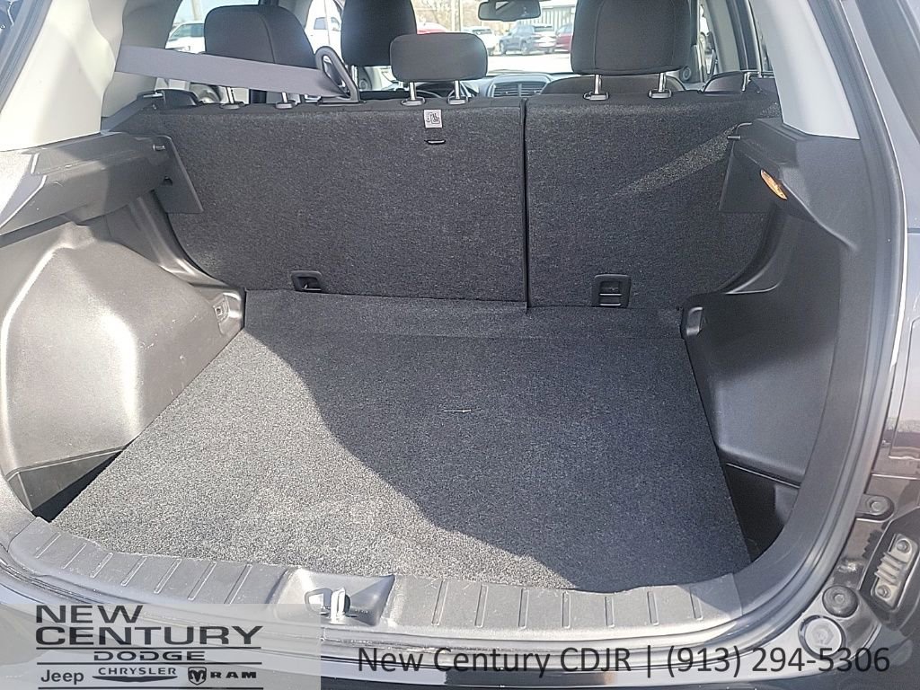 Used 2024 Mitsubishi Outlander Sport ES image 15