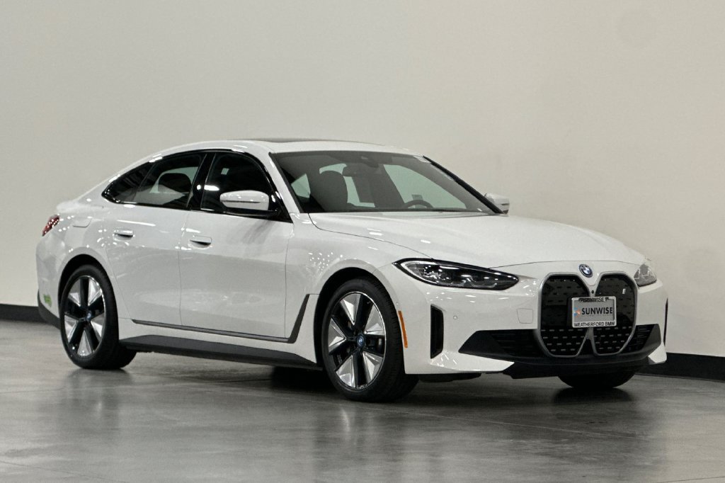 Used 2023 BMW i4 eDrive40 w/ Premium Package RWD image 2