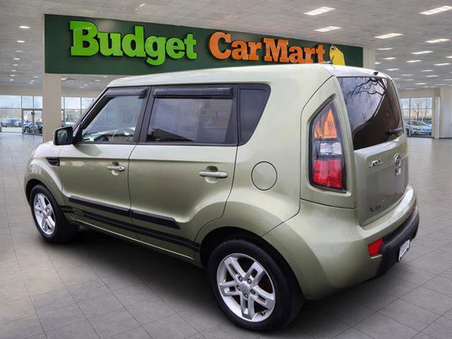 Used 2011 Kia Soul + image 5