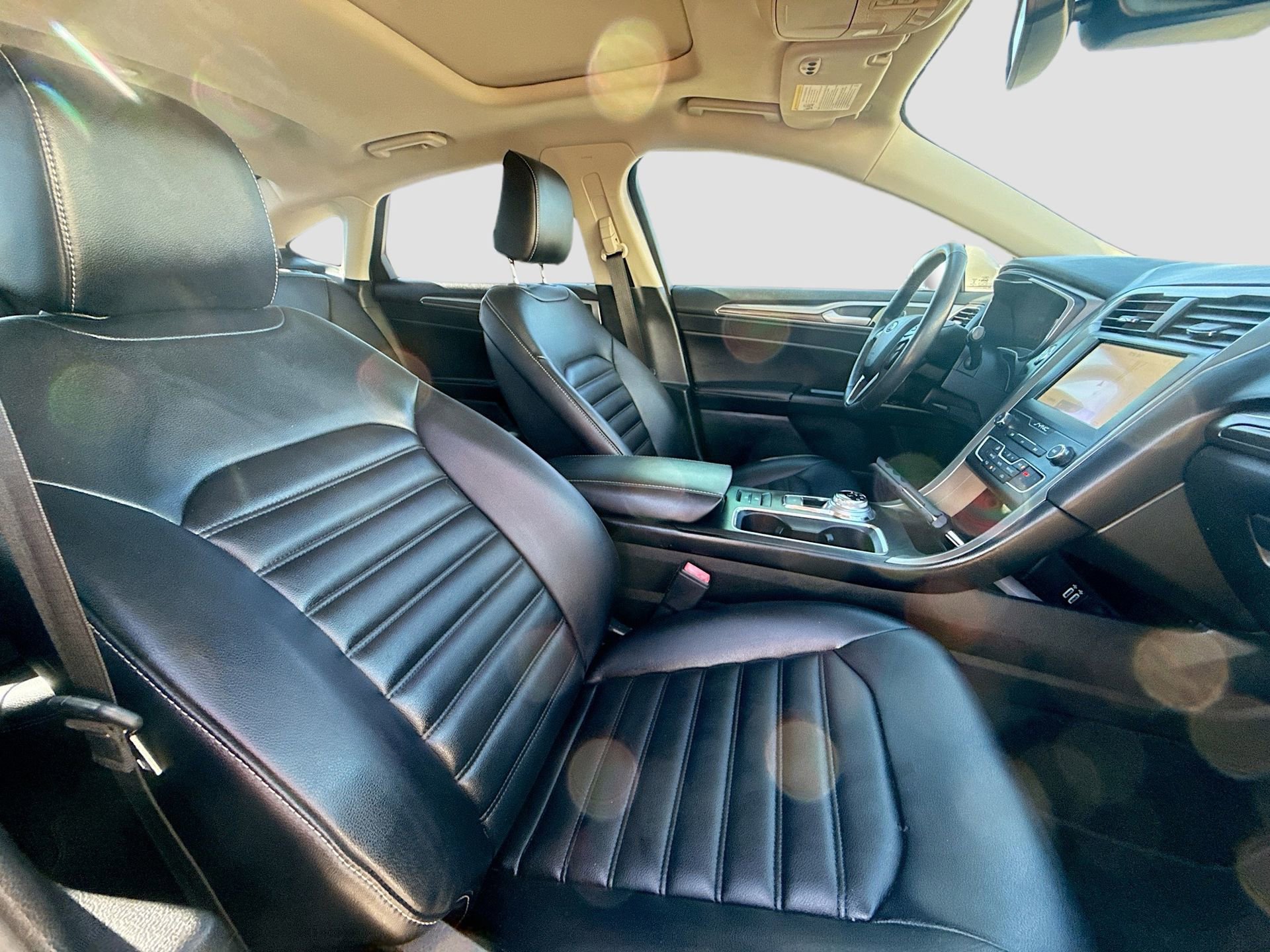 Used 2020 Ford Fusion SEL image 30