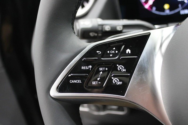 New 2025 Mercedes-Benz GLA 250 4MATIC image 11