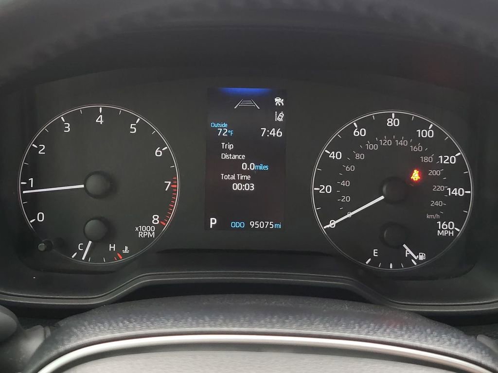 Used 2024 Toyota Corolla SE image 29